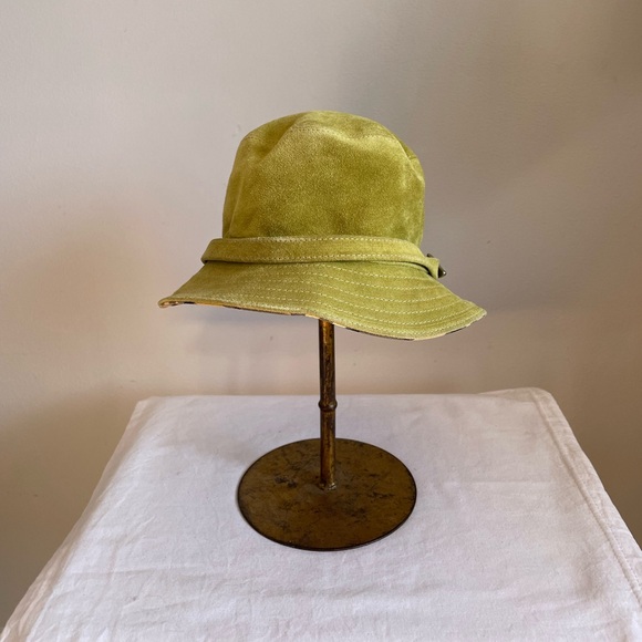 Burberry Hat - Picture 2 of 7